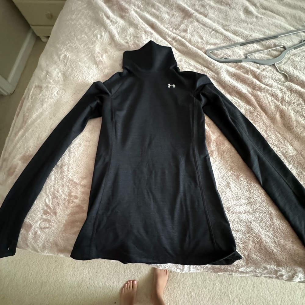 Under Armour winter gear undershirt